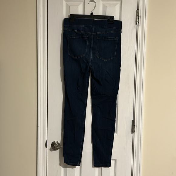 Liverpool Ladies The skinny Pull on Jeans - Picture 5 of 6